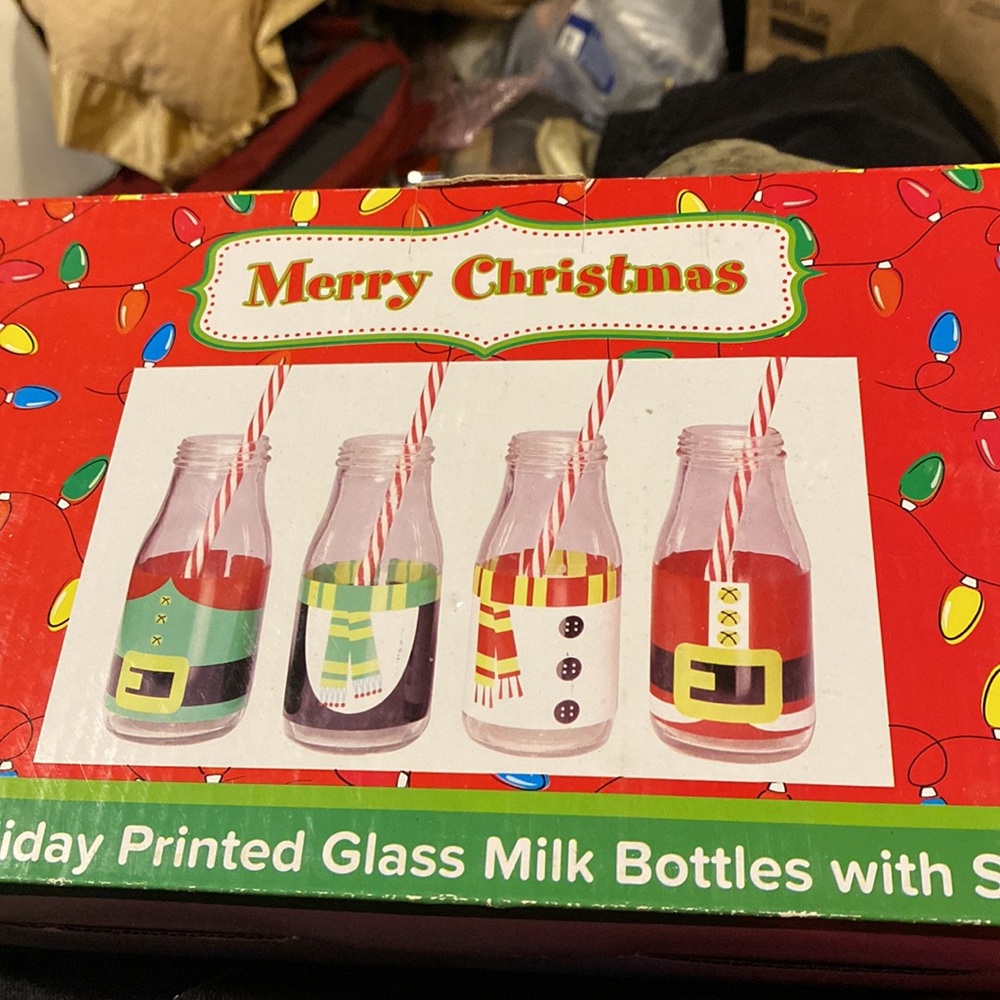New 4 pc. Holiday printed glass milk jugs with red & white stripe straws - Picture 2 of 8